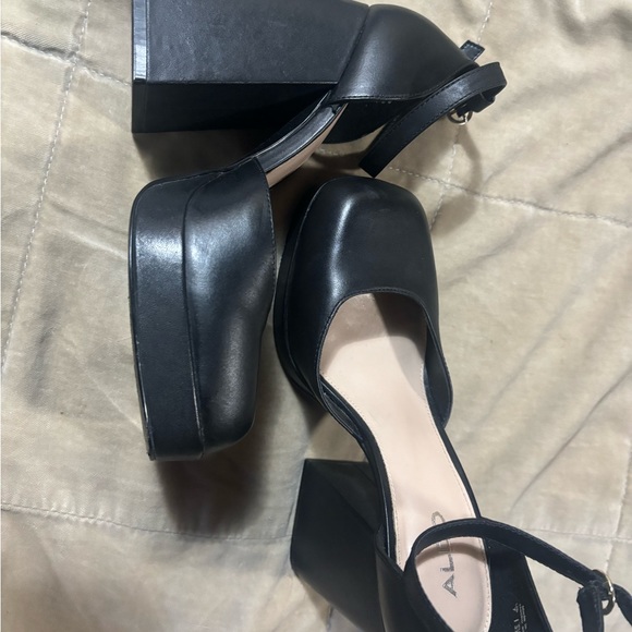Women’s Aldo Shoes size 7 - Picture 2 of 2